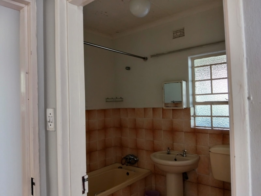 To Let 3 Bedroom Property for Rent in Southernwood Eastern Cape